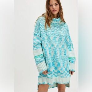 Free People Winter Storm Tunic Turtleneck Chunky Rib Cuff Ice Castle Combo